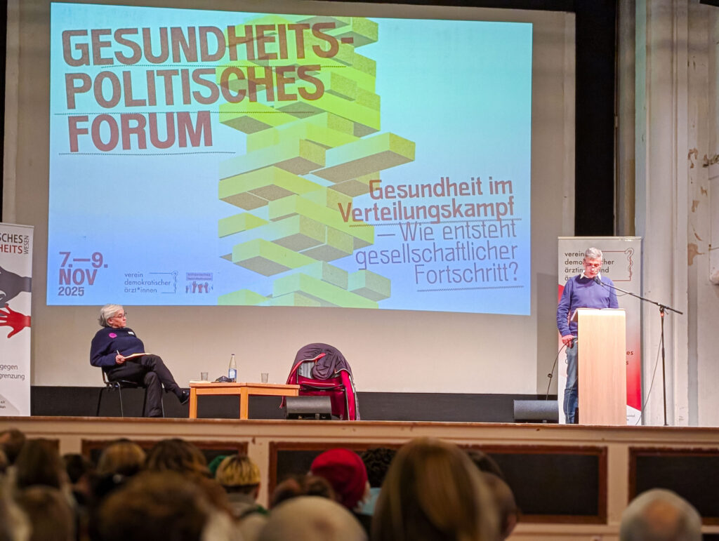 Raul Zelik auf dem Gesundheitspolitischen Forum 2025, Dresden. 